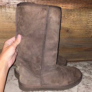 Brown tall Ugg boots